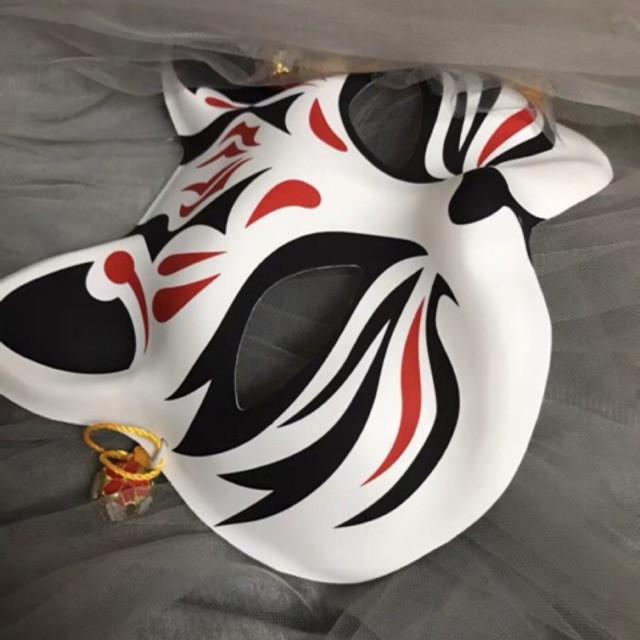 Mặt nạ hồ ly ghi điểm ấn tượng mạnh trong mắt Gen Z. - Nguồn: Internet