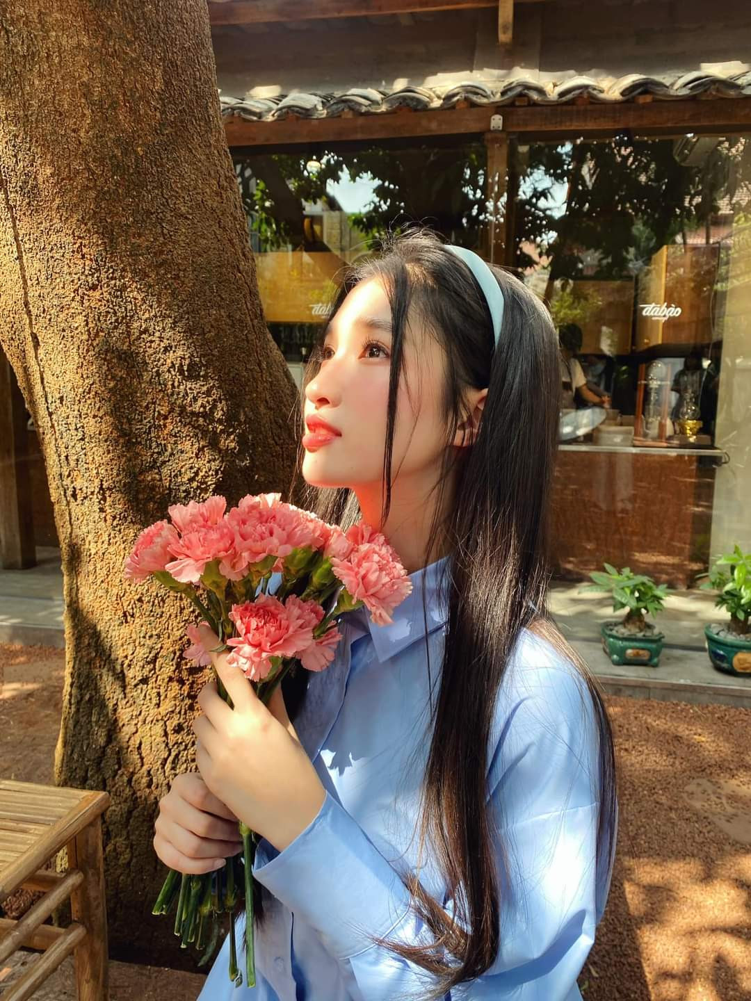 Á hậu Phương Nhi xinh xắn với màn “đu trend” cực kỳ mãn nhãn. (Ảnh: Nguyễn Phương Nhi)