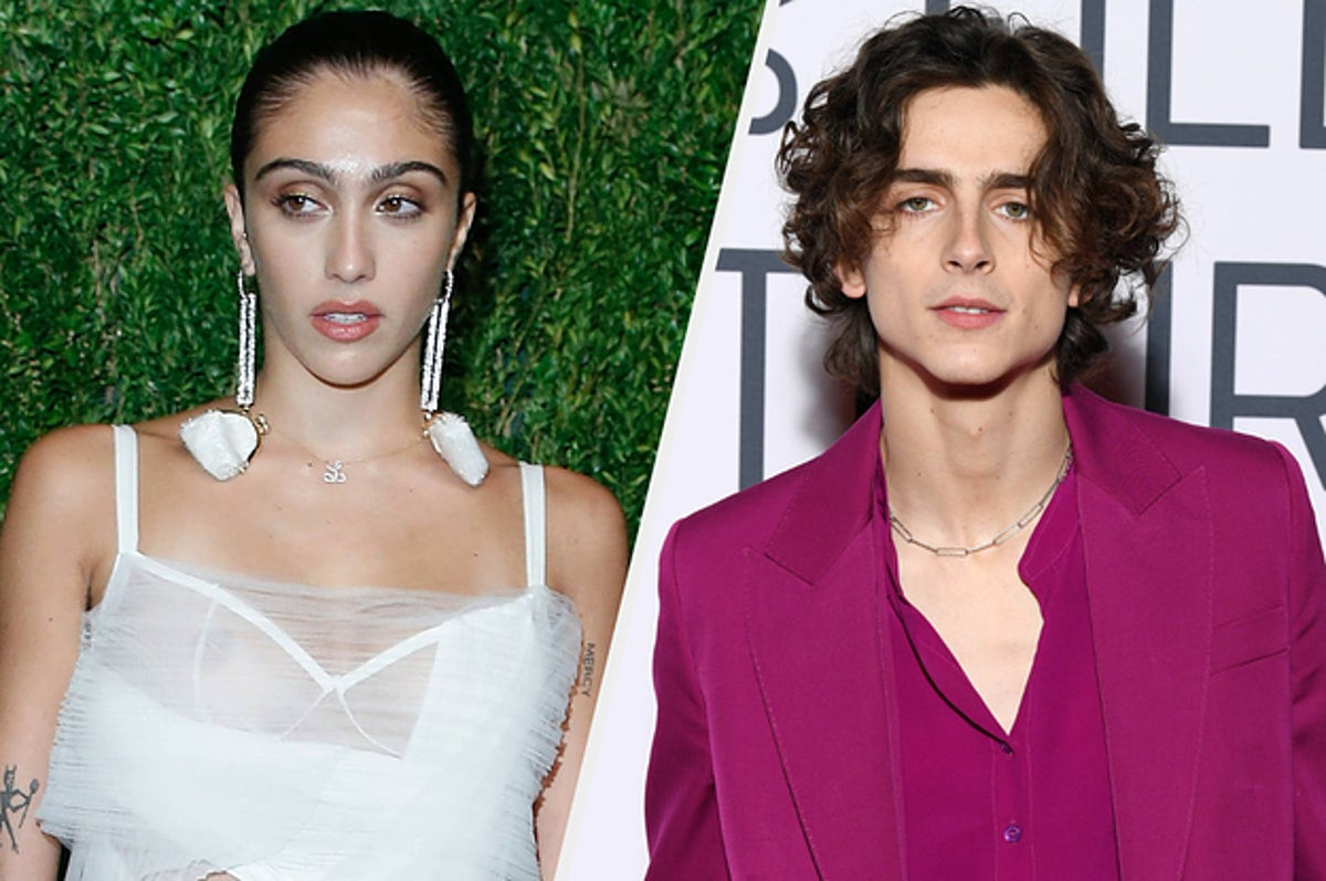 Timothée Chalamet từng hẹn hò &quot;con gái Madonna&quot; khi còn đi học.