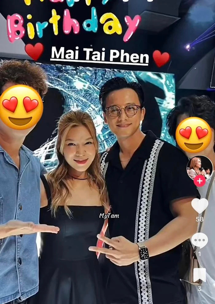 Nữ ca sĩ thoải mái cười đùa, đứng sát cạnh Mai Tài Phến để chụp ảnh kỷ niệm thay vì giữ khoảng cách như những lần trước.