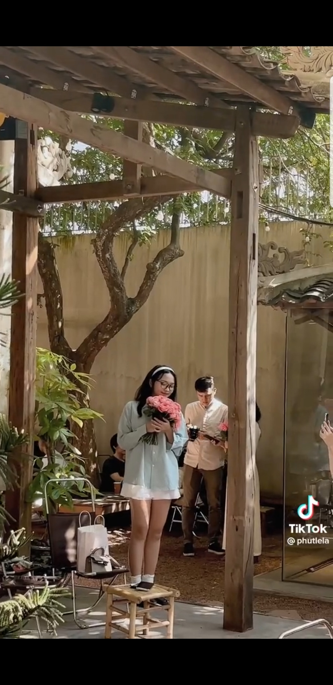 Khung cảnh một mét vuông nhưng có quá nhiều &quot;Lưu Diệc Phi&quot;.