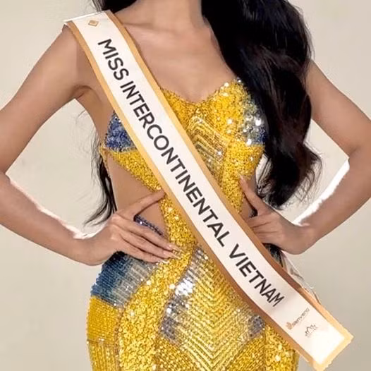 “Dì Dung” đăng bức ảnh về đại diện Việt Nam tại Miss Intercontinental 2023 trên trang cá nhân. “Dì Dung” đăng bức ảnh về đại diện Việt Nam tại Miss Intercontinental 2023 trên trang cá nhân.