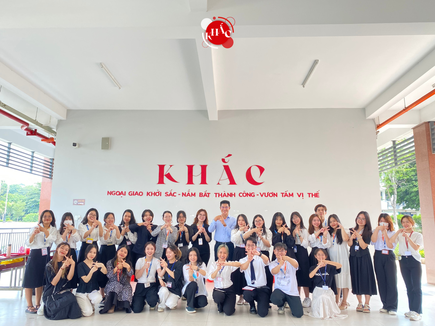 Sự cống hiến hết mình của 34 thành viên đã góp phần tạo nên một chương trình thành công.