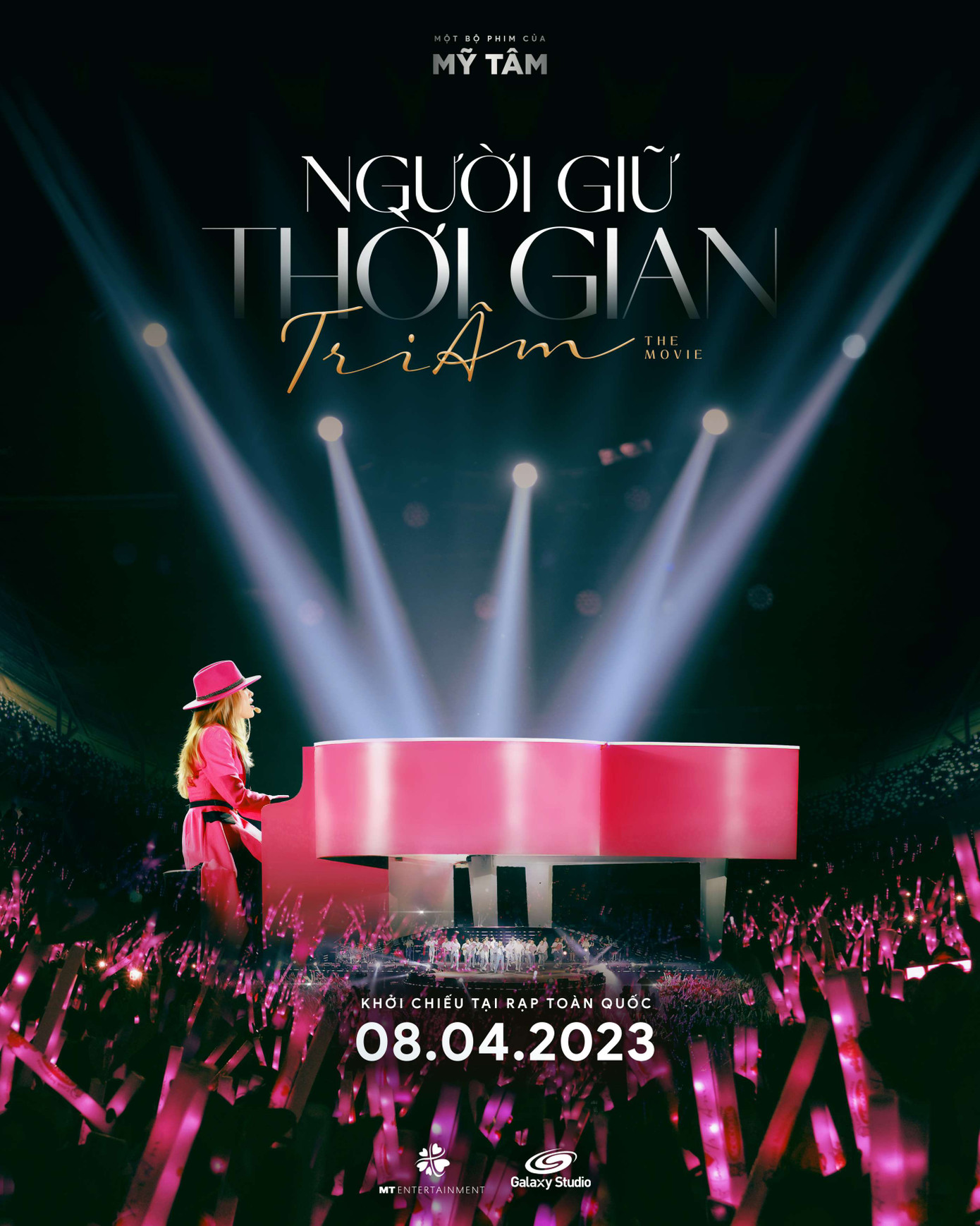 Mỹ Tâm công bố poster cho dự án phim tài liệu trên trang cá nhân của mình.