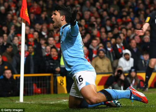 Aguero giúp Man City ấn định chiến thắng 2-1 trước MU