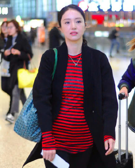 Vợ mang bầu, tài tử Trung Quốc đối diện án 20 năm tù vì bị tố xâm hại ảnh 1