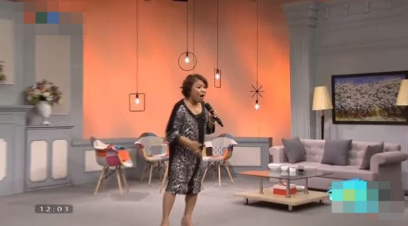 Bất ngờ trước diện mạo gầy sọp, đen đúa của Siu Black ảnh 2