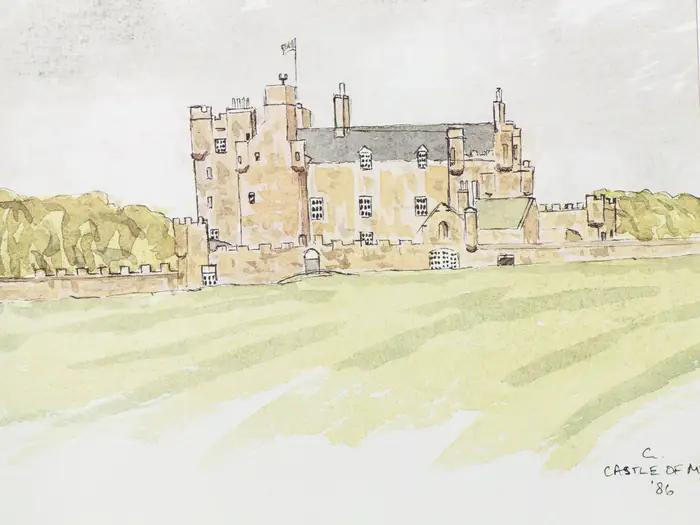 Lâu đài Mey nằm ở Caithness, trên bờ biển phía Bắc của Scotland. Đây là nhà của mẹ Nữ hoàng Elizabeth II, người mà Vua Charles gọi là bà ngoại và có mối quan hệ đặc biệt thân thiết.