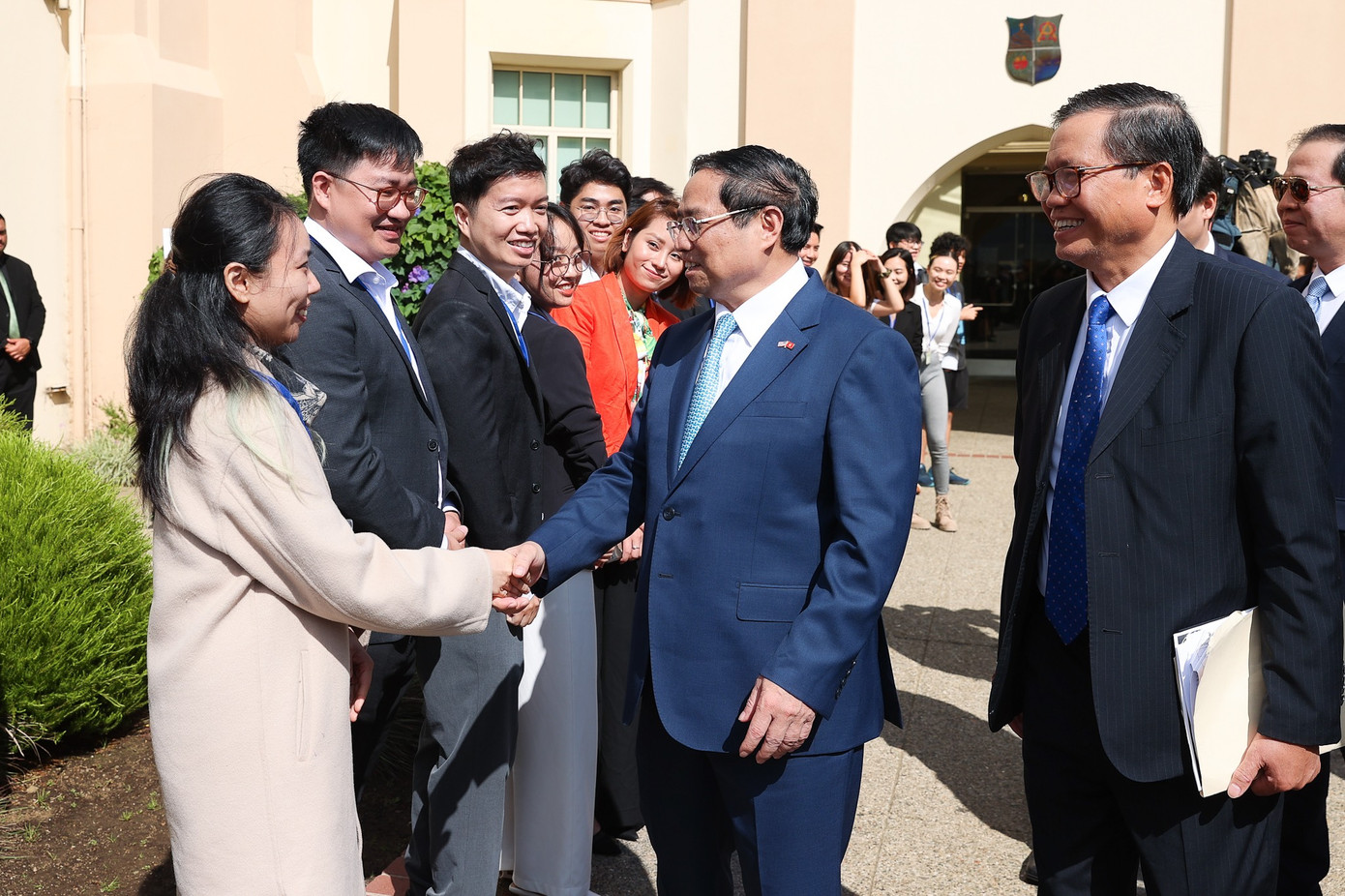 Thủ tướng Phạm Minh Chính trao đổi với các sinh viên Việt Nam đang theo học tại Đại học USF