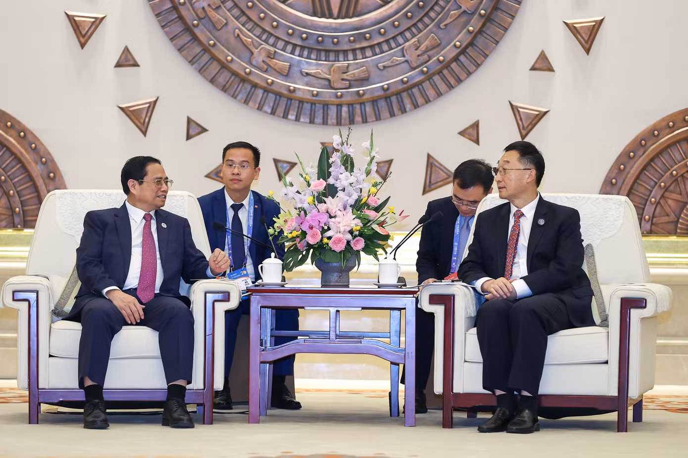 Thủ tướng Chính phủ Phạm Minh Chính đã tiếp ông Lưu Ninh, Bí thư Khu ủy, Chủ nhiệm Ủy ban thường vụ Đại hội đại biểu nhân dân Khu tự trị dân tộc Choang Quảng Tây. Ảnh: Nhật Bắc
