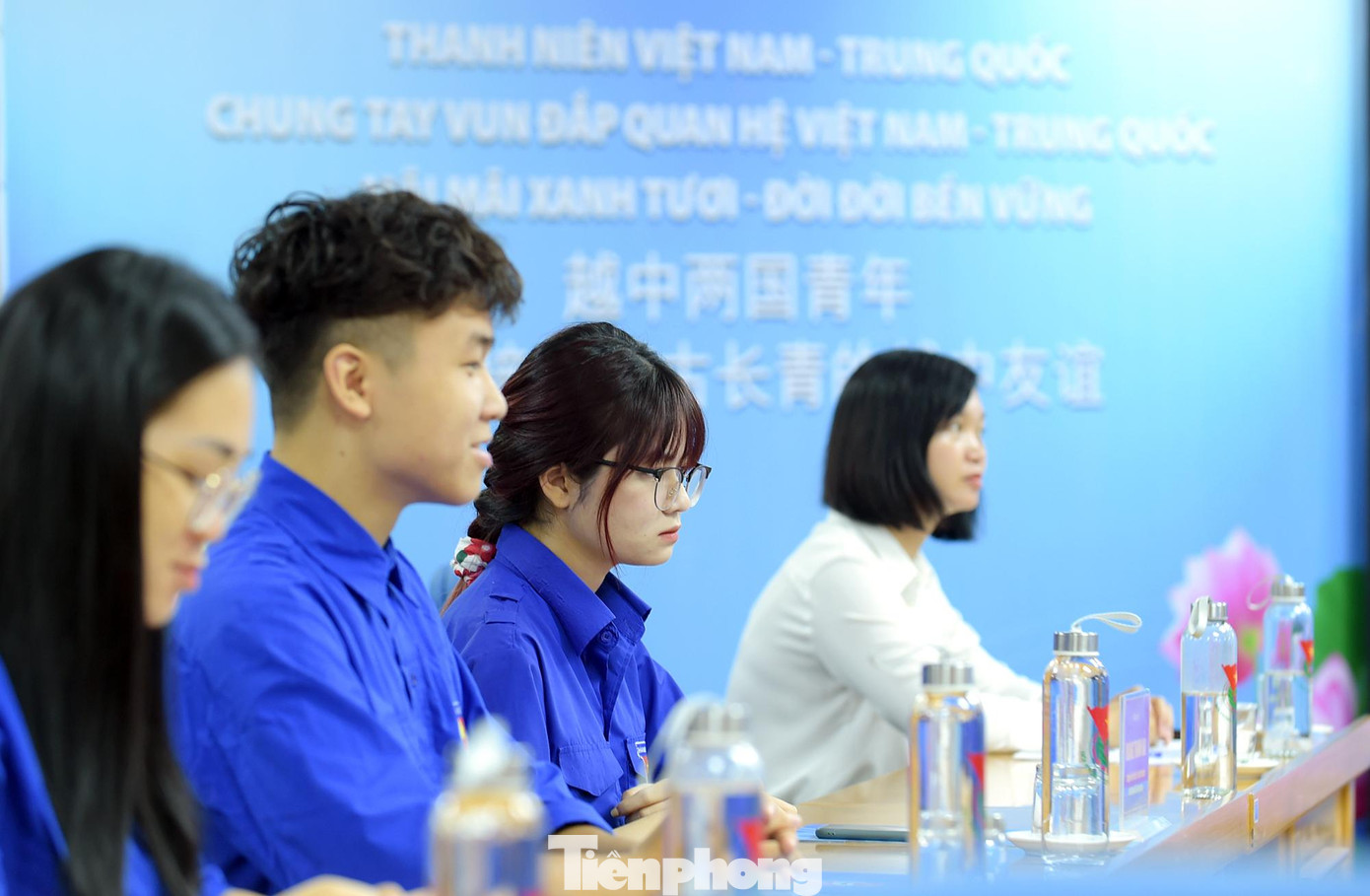 Các đại biểu thanh niên Việt Nam tham dự chương trình. Ảnh: Xuân Tùng