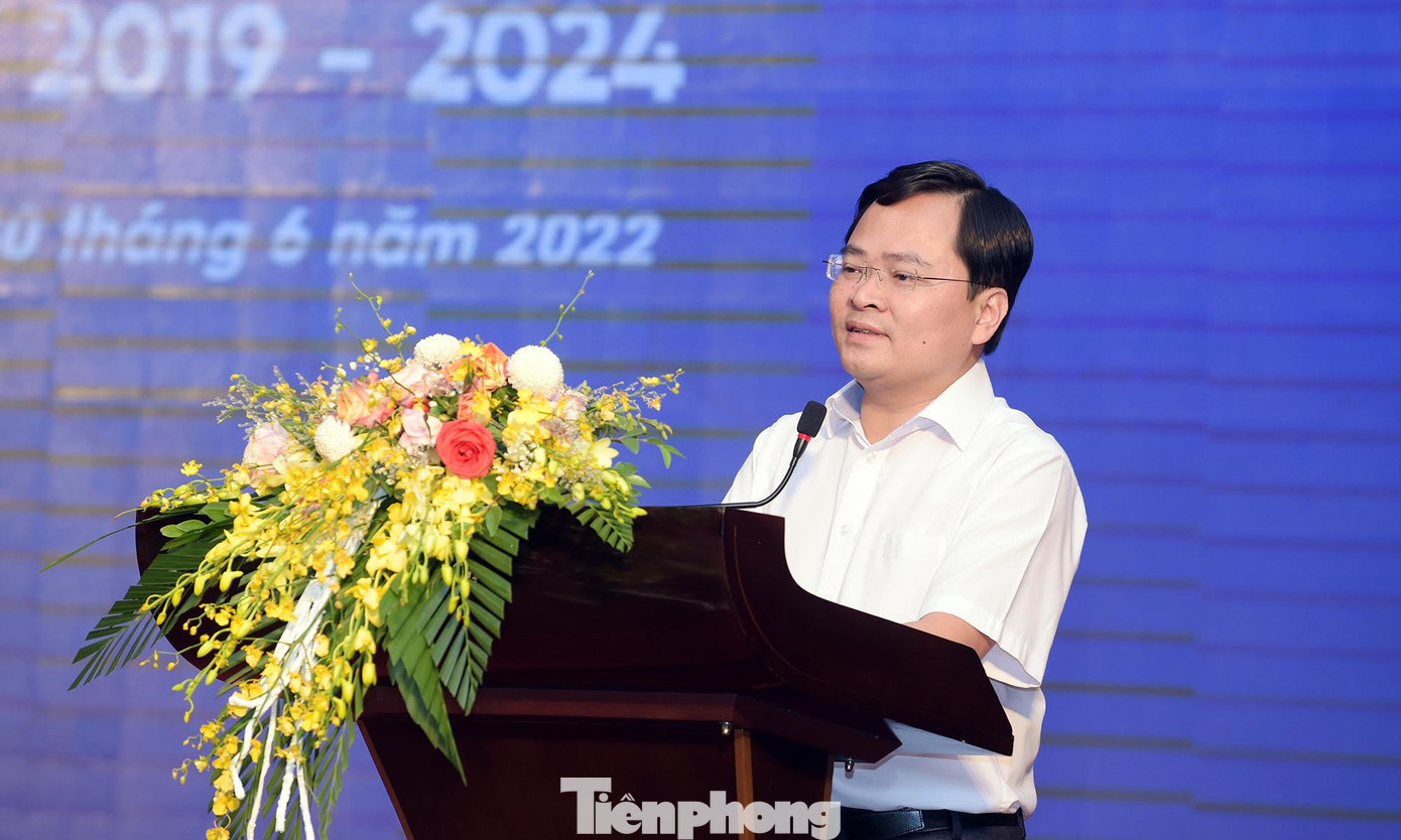 Anh Nguyễn Anh Tuấn phát biểu tại hội nghị. Ảnh: Xuân Tùng Anh Nguyễn Anh Tuấn phát biểu tại hội nghị. Ảnh: Xuân Tùng