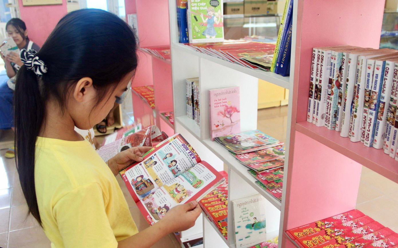Nhiều đầu sách hướng đến các em thiếu nhi Nhiều đầu sách hướng đến các em thiếu nhi