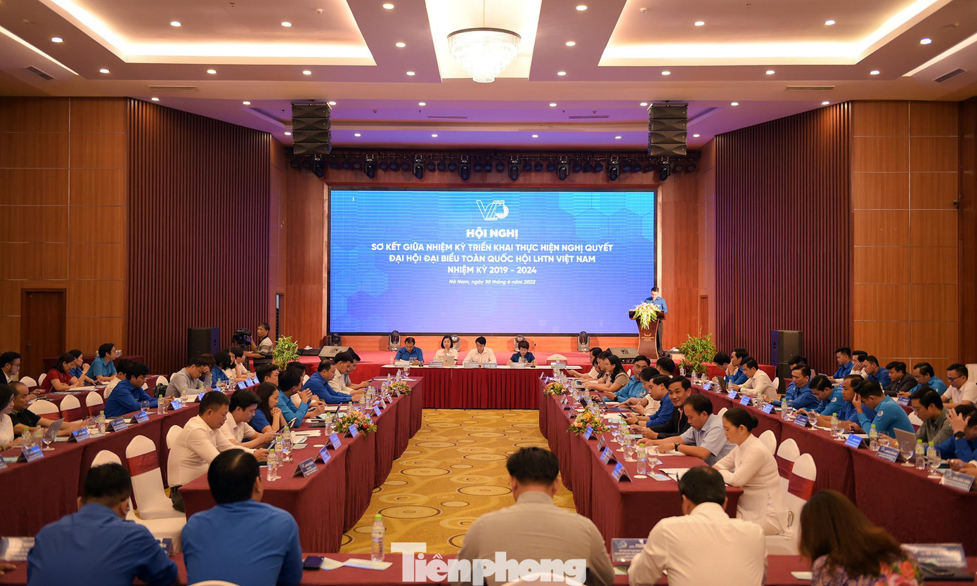 Hội nghị sơ kết giữa nhiệm kỳ triển khai thực hiện Nghị quyết Đại hội Hội LHTN Việt Nam toàn quốc lần thứ VIII. Ảnh: Xuân Tùng Hội nghị sơ kết giữa nhiệm kỳ triển khai thực hiện Nghị quyết Đại hội Hội LHTN Việt Nam toàn quốc lần thứ VIII. Ảnh: Xuân Tùng