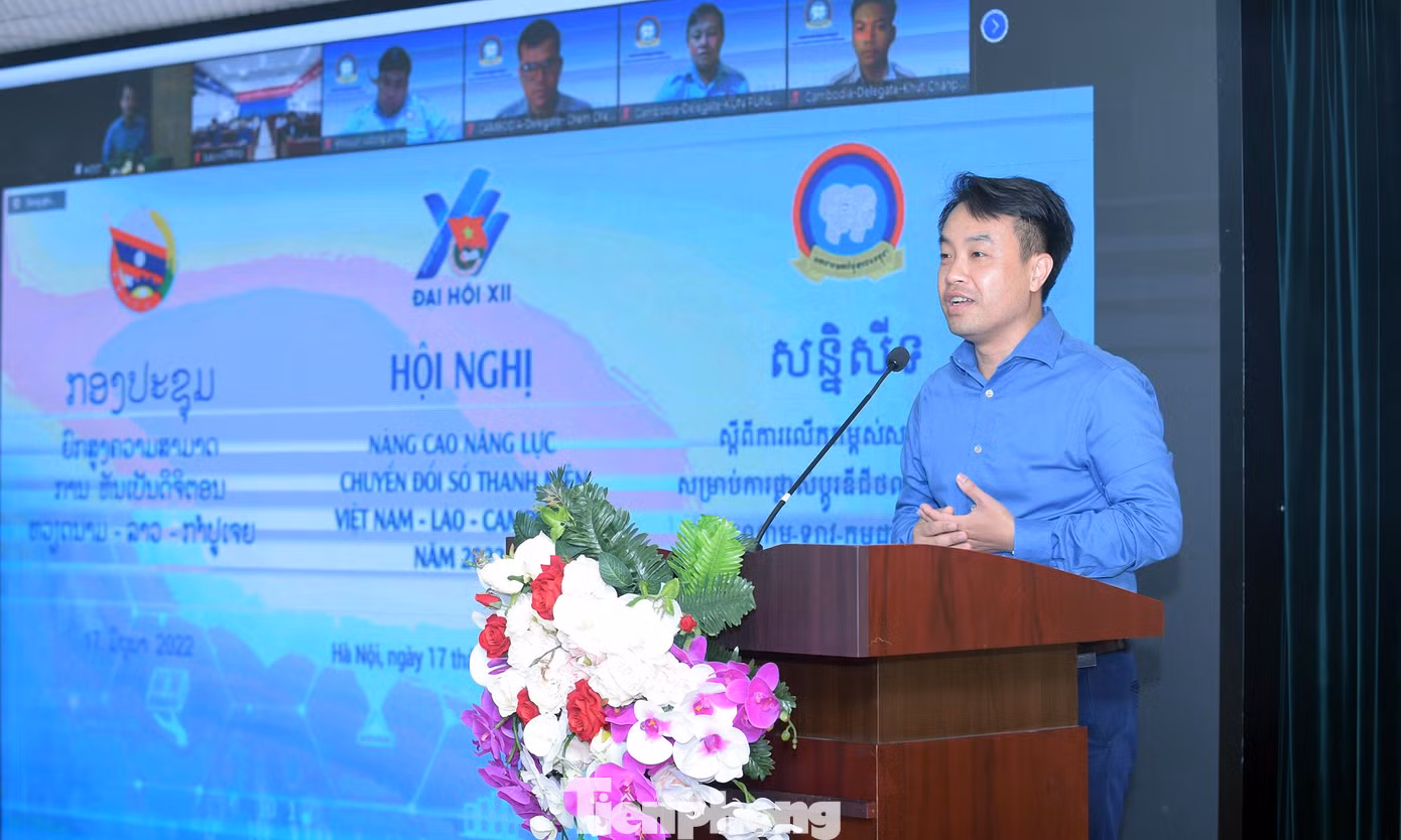 Anh Nguyễn Thiên Tú trao đổi chuyên đề tại Hội nghị. Ảnh: Xuân Tùng Anh Nguyễn Thiên Tú trao đổi chuyên đề tại Hội nghị. Ảnh: Xuân Tùng