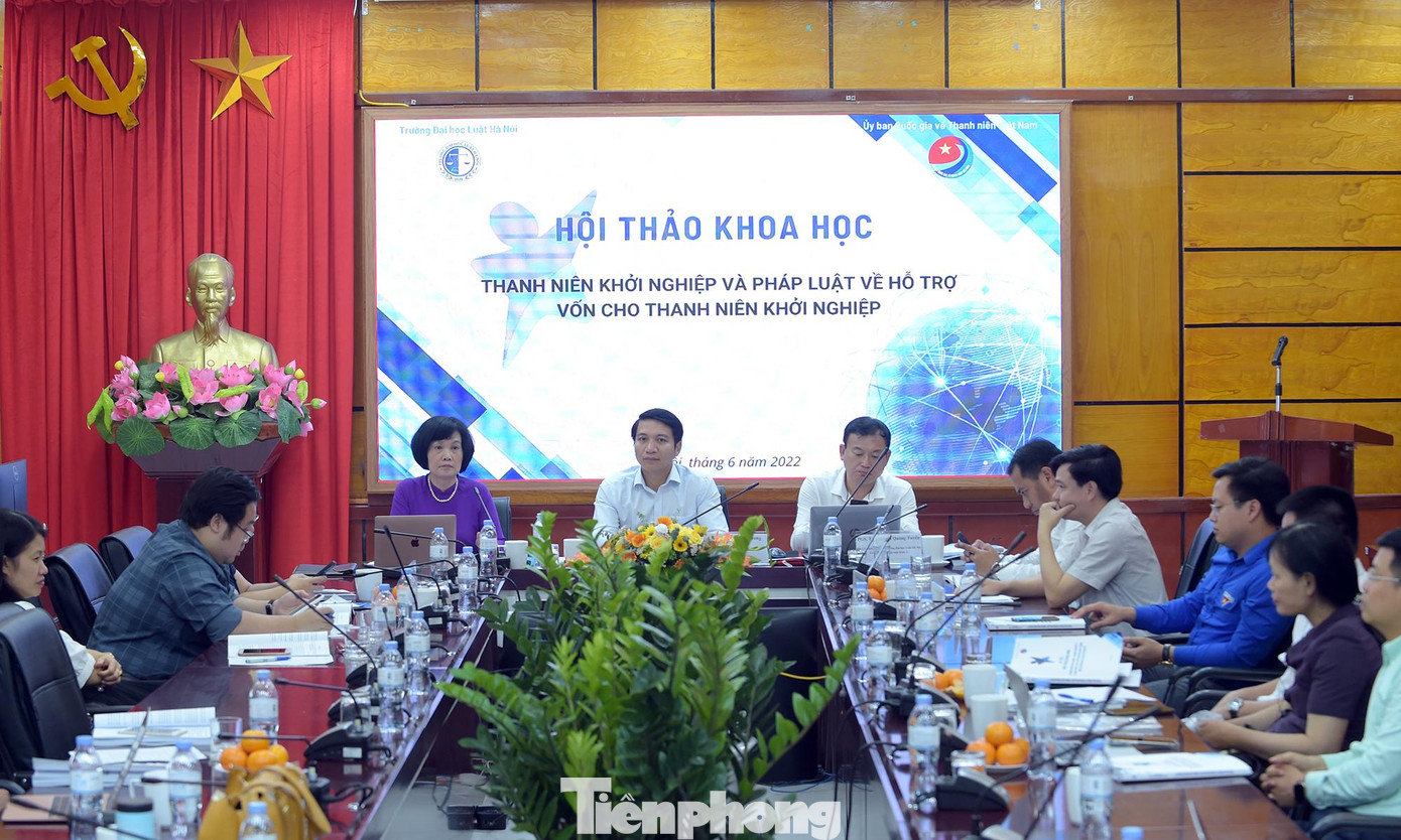 Hội thảo tổ chức tại Trường ĐH Luật Hà Nội. Ảnh: Xuân Tùng Hội thảo tổ chức tại Trường ĐH Luật Hà Nội. Ảnh: Xuân Tùng