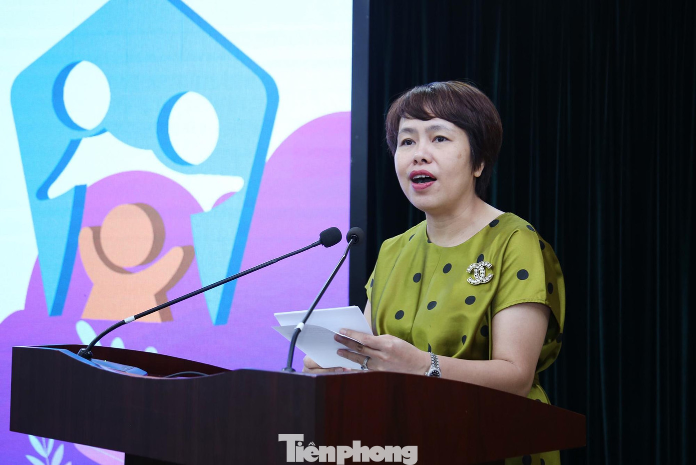 Chị Đặng Thị Phương Thảo phát biểu tại chương trình. Ảnh: Xuân Tùng