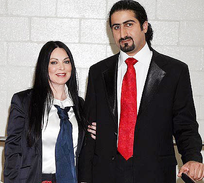 Omar bin Laden và vợ. Omar bin Laden và vợ