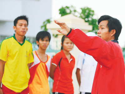HLV Thanh Ngọc (đoàn Bình Thuận) hướng dẫn học trò