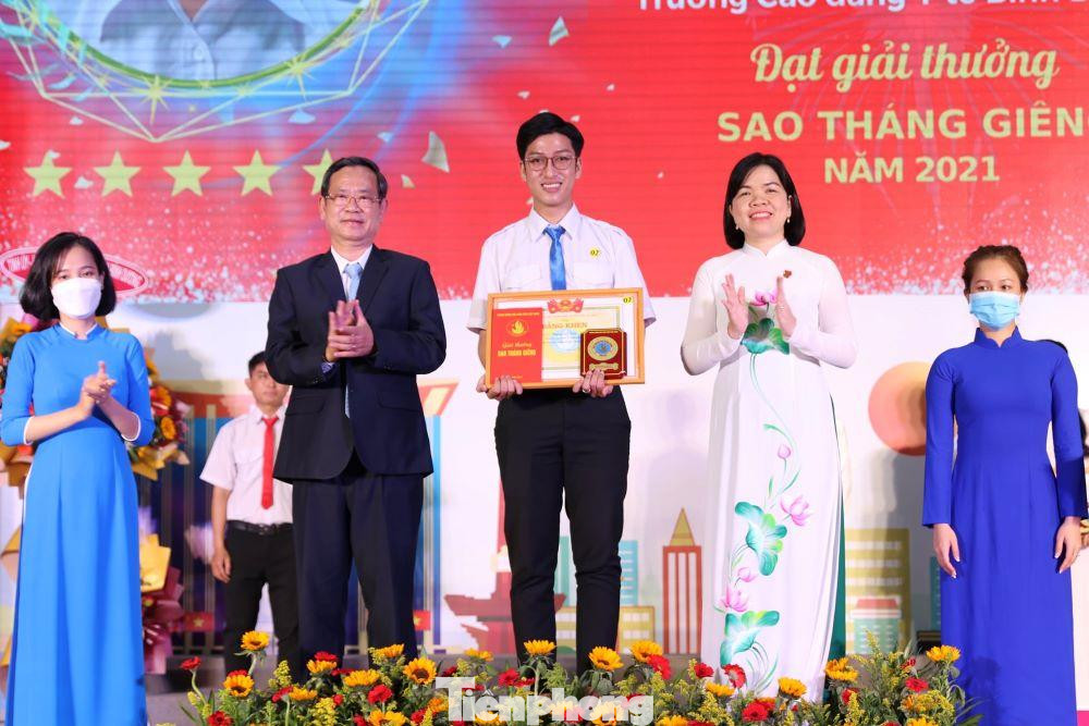 Chị Trần Thị Diễm Trinh, Phó Bí thư Tỉnh đoàn, Chủ tịch Hội Sinh viên Việt Nam tỉnh Bình Dương cho biết, thời gian qua, tập thể Ban Chấp hành Hội Sinh viên Việt Nam tỉnh Bình Dương đã luôn nỗ lực hoàn thành xuất sắc các nhiệm vụ được giao với hầu hết các mục tiêu, chỉ tiêu trong nghị quyết Đại hội Đoàn tỉnh Bình Dương, Đại hội Hội Sinh viên Việt Nam tỉnh Bình Dương với nhiều mô hình mới, sáng tạo; tạo được hiệu ứng xã hội tích cực.