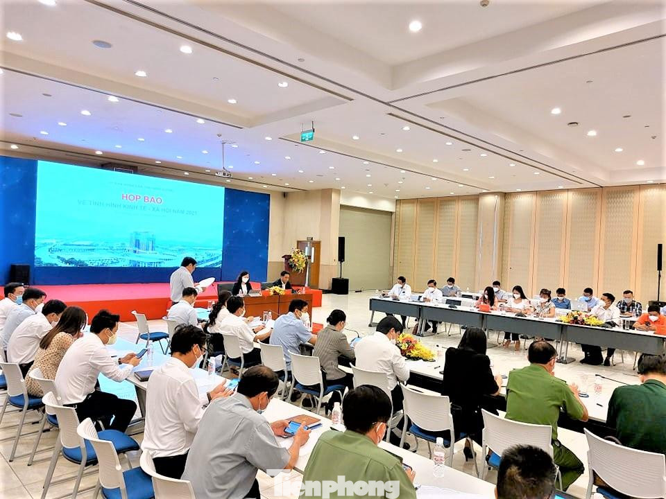 Toàn cảnh hội nghị