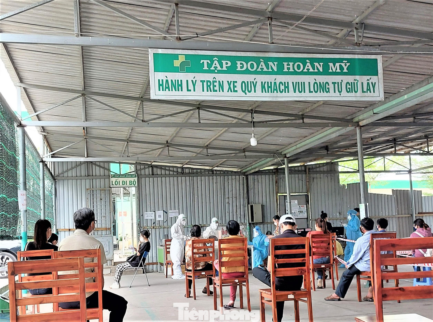 Các cơ sở y tế ở Bình Dương đề nghị bệnh nhân và người thăm thân phải xét nghiệm trước khi vào Các cơ sở y tế ở Bình Dương đề nghị bệnh nhân và người thăm thân phải xét nghiệm trước khi vào