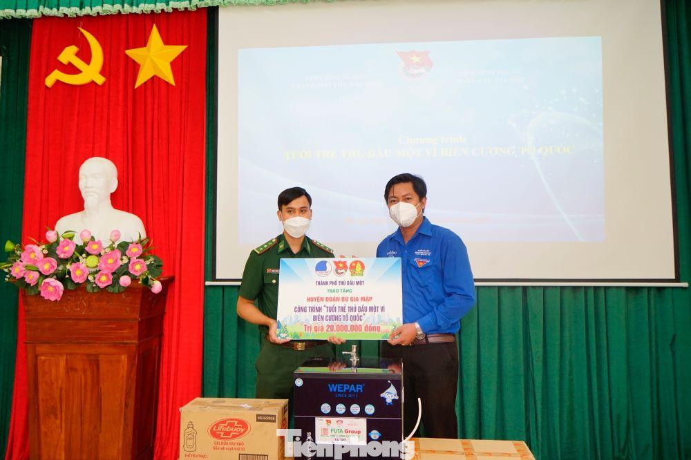 Thông qua hoạt động nhằm thắt chặt thêm tình đoàn kết, gắn bó, phát huy vai trò của tuổi trẻ các đơn vị trong các hoạt động an sinh xã hội đến với đối tượng chính sách, người khó khăn.