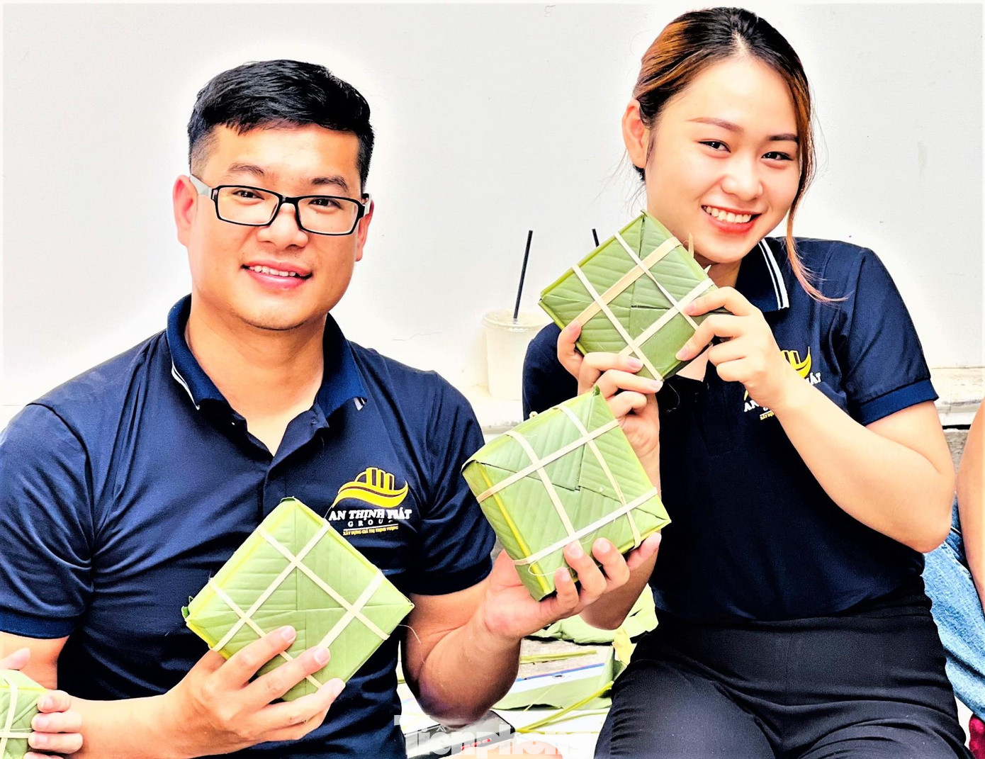 Những chiếc bánh chưng hoàn thành rất đẹp của các bạn đoàn viên thuộc Chi đoàn Công ty An Thịnh Phát tự tay làm