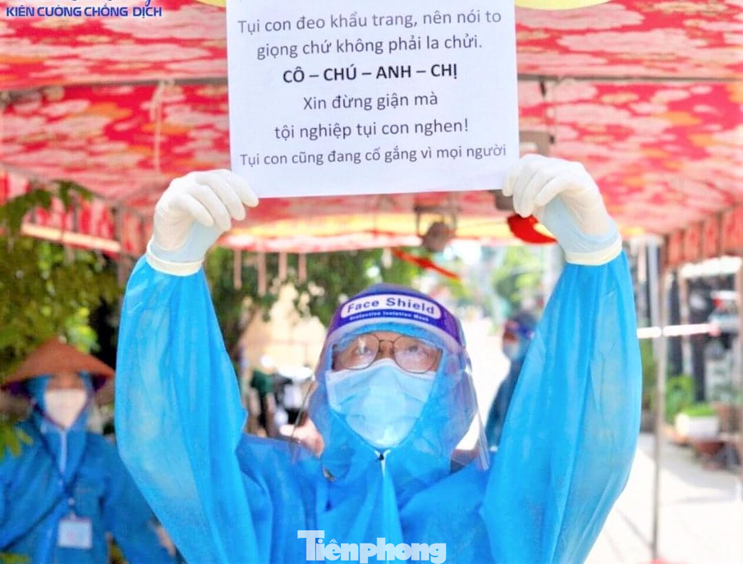 Tuổi trẻ Bình Dương góp phần quan trọng trong công tác phòng, chống dịch của tỉnh nhà, đồng thời tích cực tình nguyện hỗ trợ các tỉnh bạn Tuổi trẻ Bình Dương góp phần quan trọng trong công tác phòng, chống dịch của tỉnh nhà, đồng thời tích cực tình nguyện hỗ trợ các tỉnh bạn