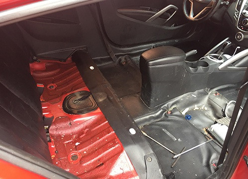 Giá rửa xe, dọn nội thất tăng gấp đôi ngày Tết ảnh 3