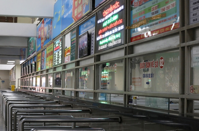 Pháo hoa rực sáng bầu trời chào đón năm mới Kỷ Hợi ảnh 79