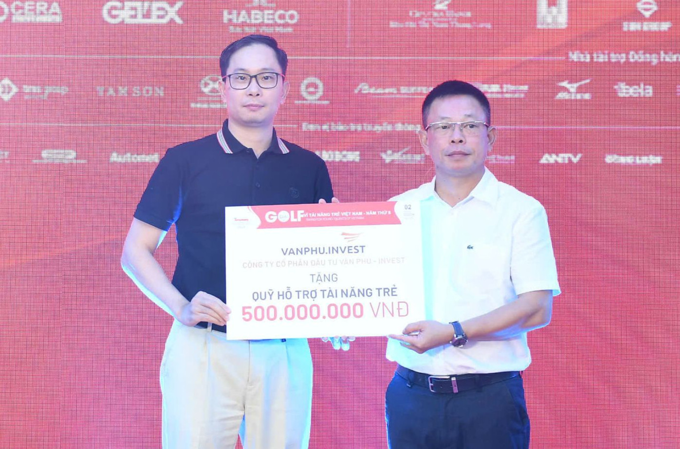 Nữ golfer 12 tuổi Nguyễn Bảo Châu vô địch Tiền Phong Golf Championship 2024 ảnh 4