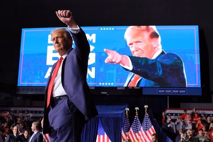 CNN dự đoán ông Donald Trump giành chiến thắng ở bang Nam Carolina và Arkansas. Ảnh: CNN