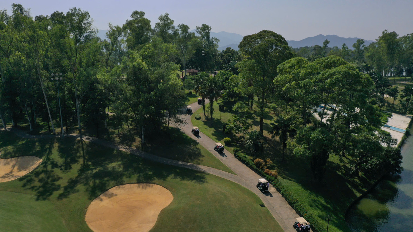 Hoàng hôn tuyệt đẹp trên sân Kings Course ảnh 33