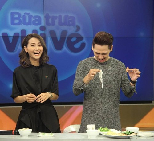 Người ta đồn tôi vào VTV nhờ cặp đại gia! ảnh 1