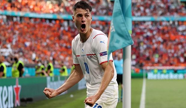 Patrik Schick là cây săn bàn hàng đầu, anh đã có 4 bàn thắng ở EURO 2020. Patrik Schick là cây săn bàn hàng đầu, anh đã có 4 bàn thắng ở EURO 2020.