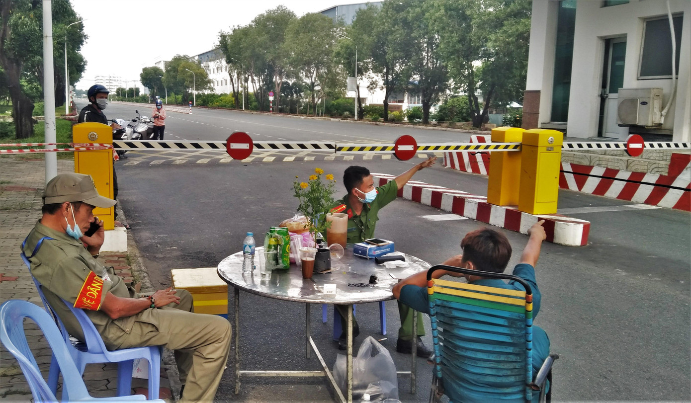 Các lối ra vào Khu chế xuất đã được phong tỏa