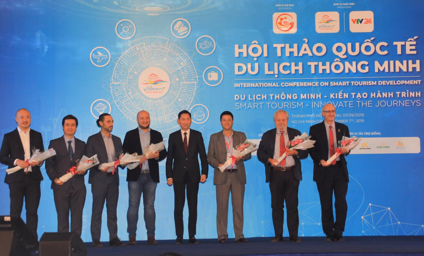 Bí thư TPHCM: Du lịch phát triển, không chỉ doanh nghiệp mà dân phải có lợi ảnh 6