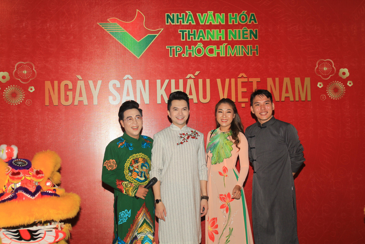 NSND Trần Hiếu, Ngọc Giàu và các thế hệ nghệ sỹ TPHCM tri ân tổ nghiệp sân khấu ảnh 21