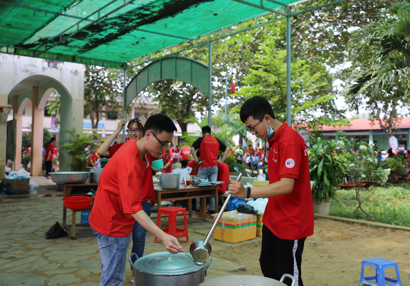 Mang Trung thu muộn đến trẻ em nhỏ vùng khó khăn tỉnh Đồng Nai ảnh 5