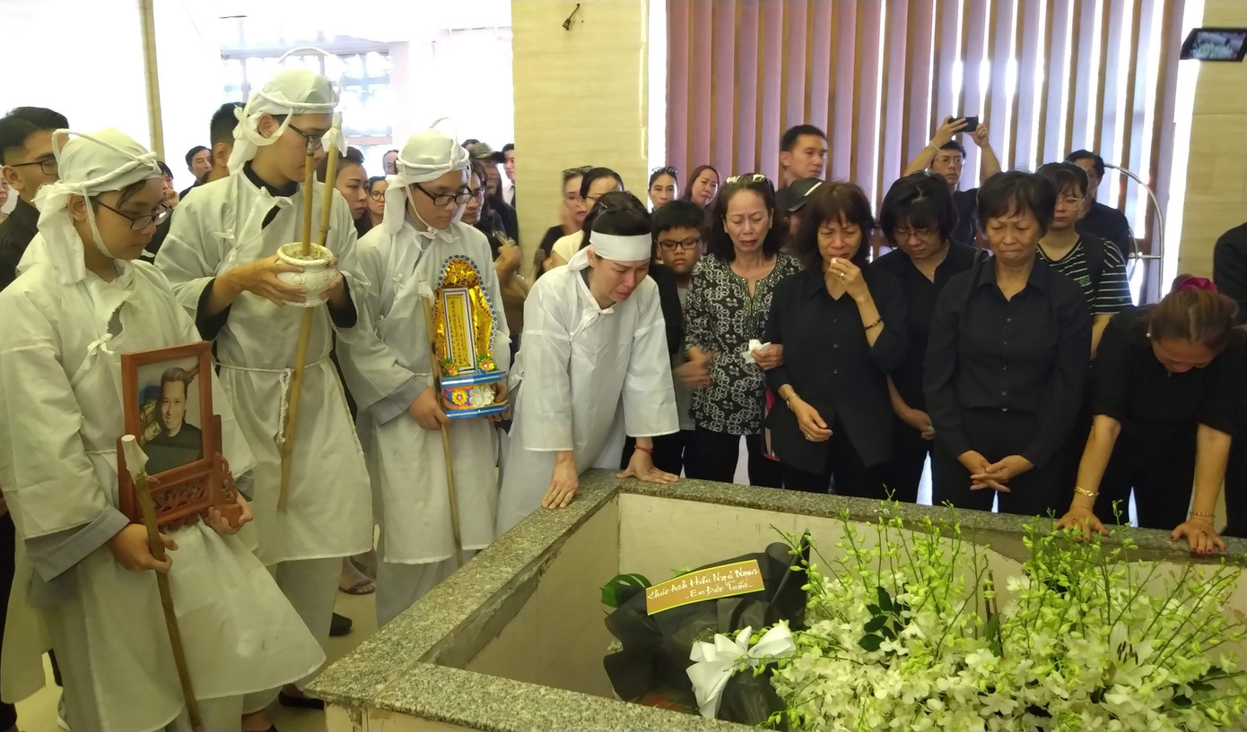 Thương tiếc tiễn đưa nghệ sỹ saxophone Xuân Hiếu về nơi an nghỉ cuối cùng ảnh 4