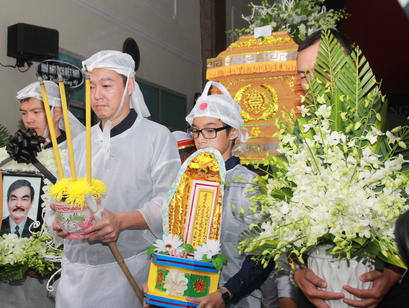 Đồng nghiệp và gia đình nghẹn lòng tiễn biệt 'Trung úy Phương' Thế Anh ảnh 10