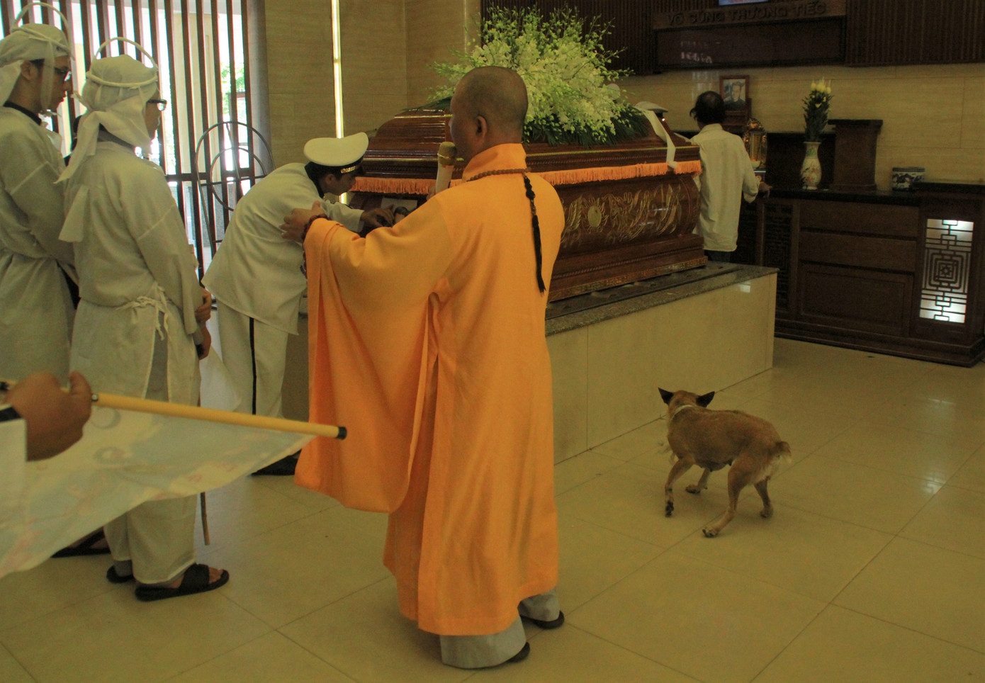 Thương tiếc tiễn đưa nghệ sỹ saxophone Xuân Hiếu về nơi an nghỉ cuối cùng ảnh 6