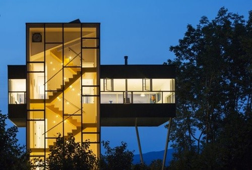 8. Tower House Địa điểm: New York, Mỹ Thiết kế: GLUCK+ Khách hàng: Withheld Bài viết: http://news.zing.vn/15-cong-trinh-kien-truc-dep-nhat-the-gioi-nam-2013-post377881.html#category_featured.noibat Nguồn Zing News 