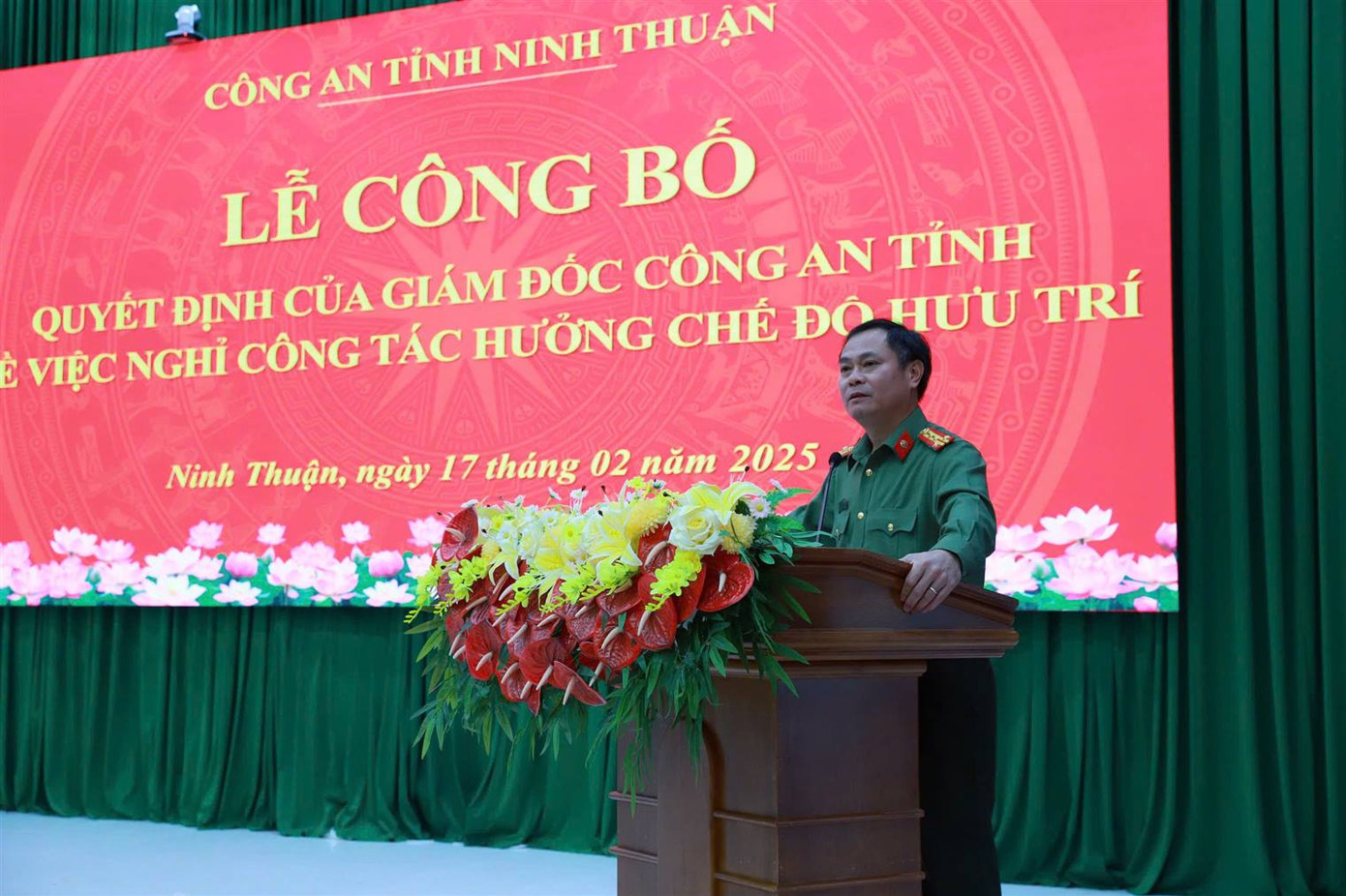 Đại tá Huỳnh Tấn Hạnh - Bí thư Đảng ủy, Giám đốc công an tỉnh Ninh thuận phát biểu tại lễ công bố. Ảnh: H.L. Đại tá Huỳnh Tấn Hạnh - Bí thư Đảng ủy, Giám đốc công an tỉnh Ninh thuận phát biểu tại lễ công bố. Ảnh: H.L.