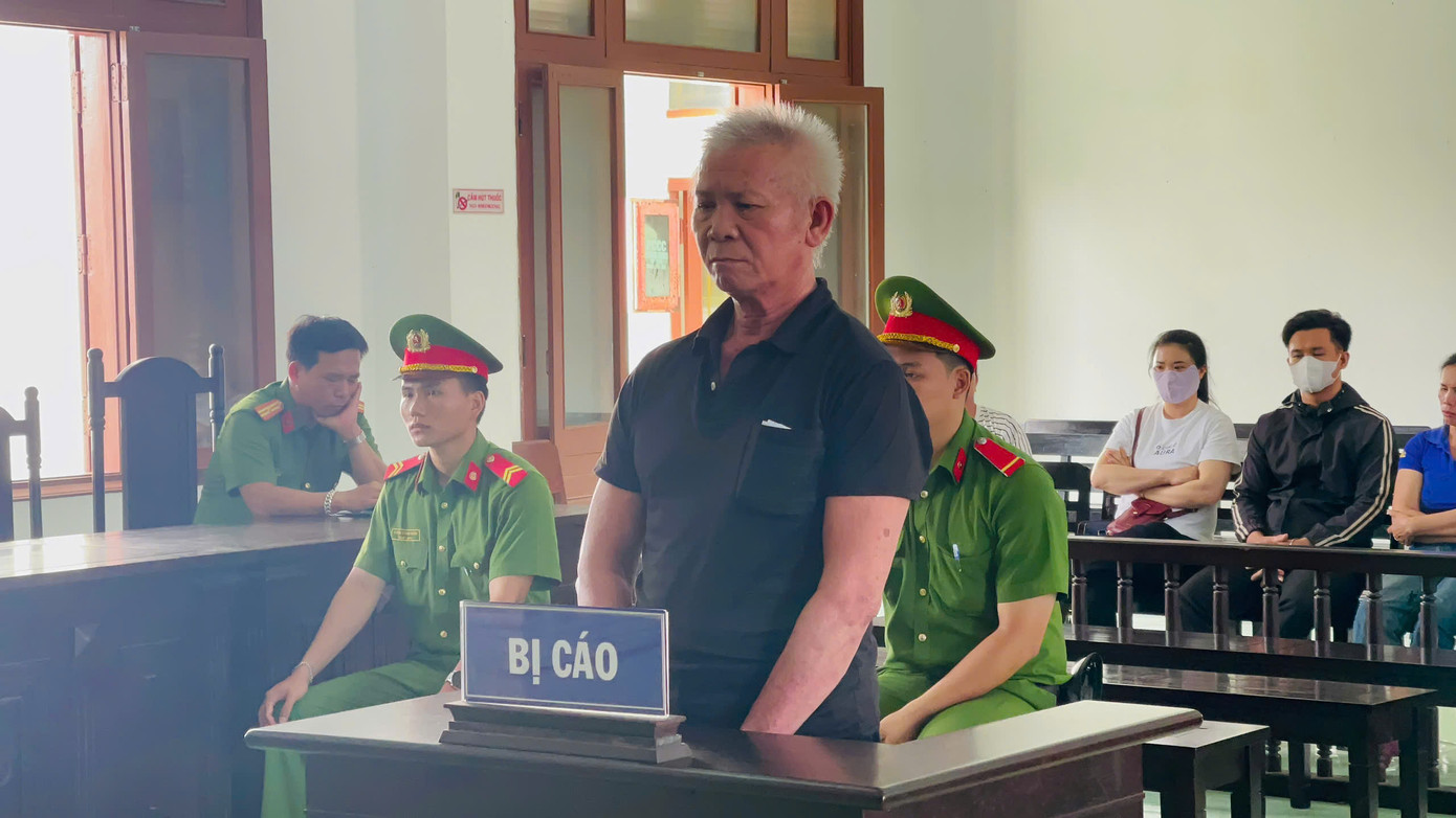 Bị cáo Hùng tại tòa.