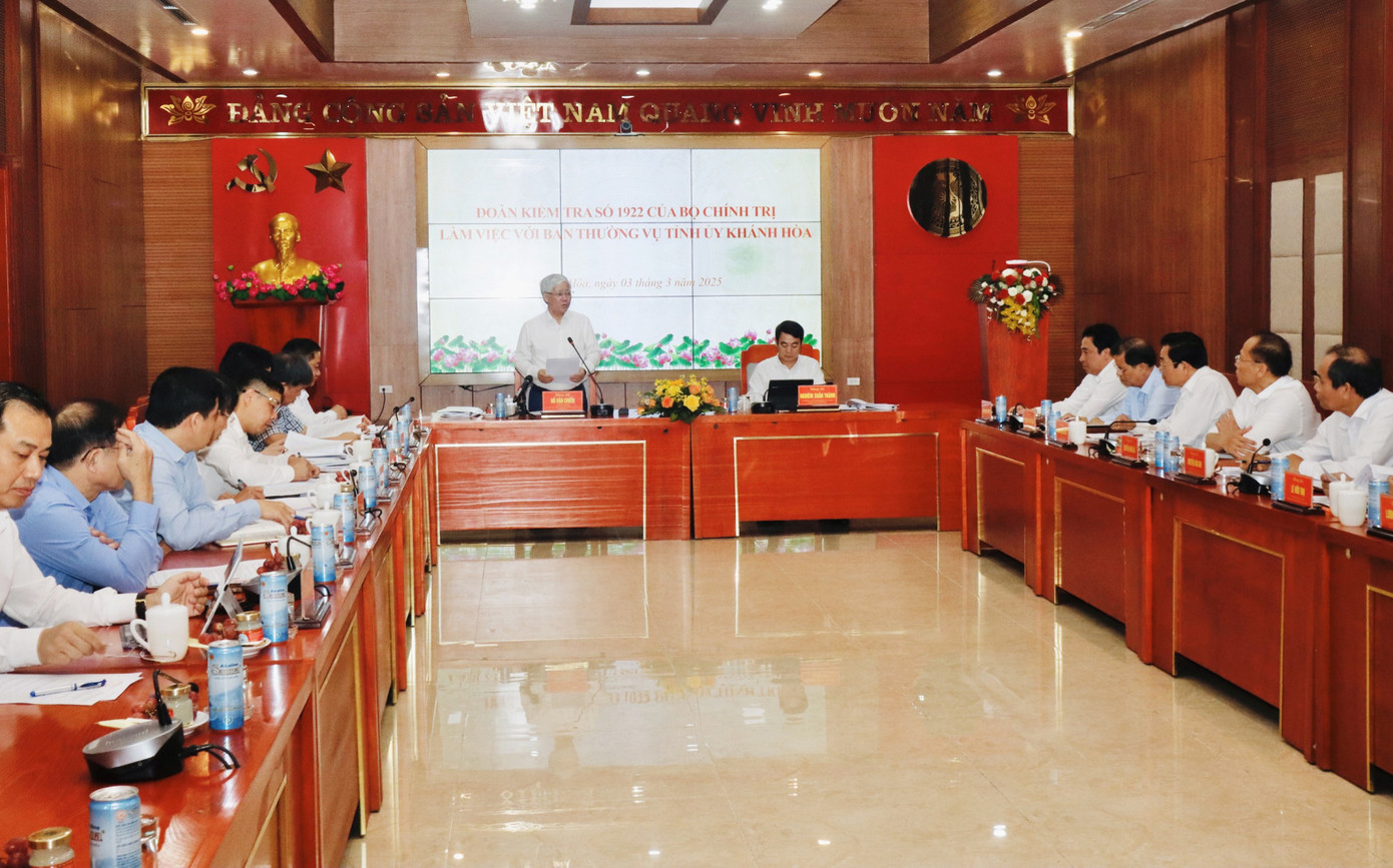 Toàn cảnh hội nghị. Ảnh X.T. Toàn cảnh hội nghị. Ảnh X.T.