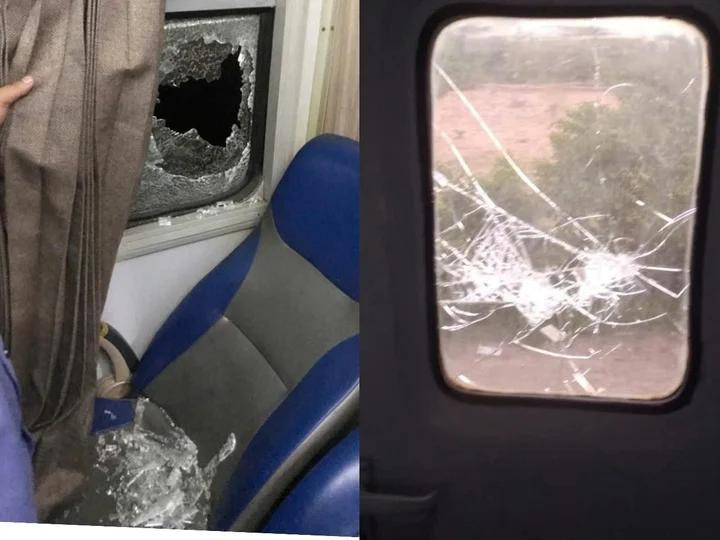 Tàu hỏa khi đi qua địa bàn tỉnh Khánh Hòa bị ném đá vỡ kính, gây nguy hiểm cho khách đi tàu. Ảnh: Q.V.