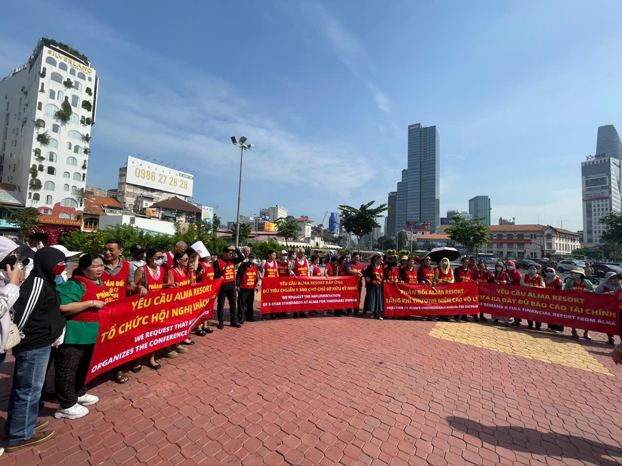 Khách hàng nhiều lần khiếu nại về Khu nghỉ dưỡng Alma.