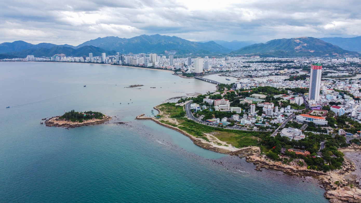 Các khách sạn, resort ven biển Khánh Hòa khách đặt phòng tăng mạnh trong dịp Tết. Các khách sạn, resort ven biển Khánh Hòa khách đặt phòng tăng mạnh trong dịp Tết.